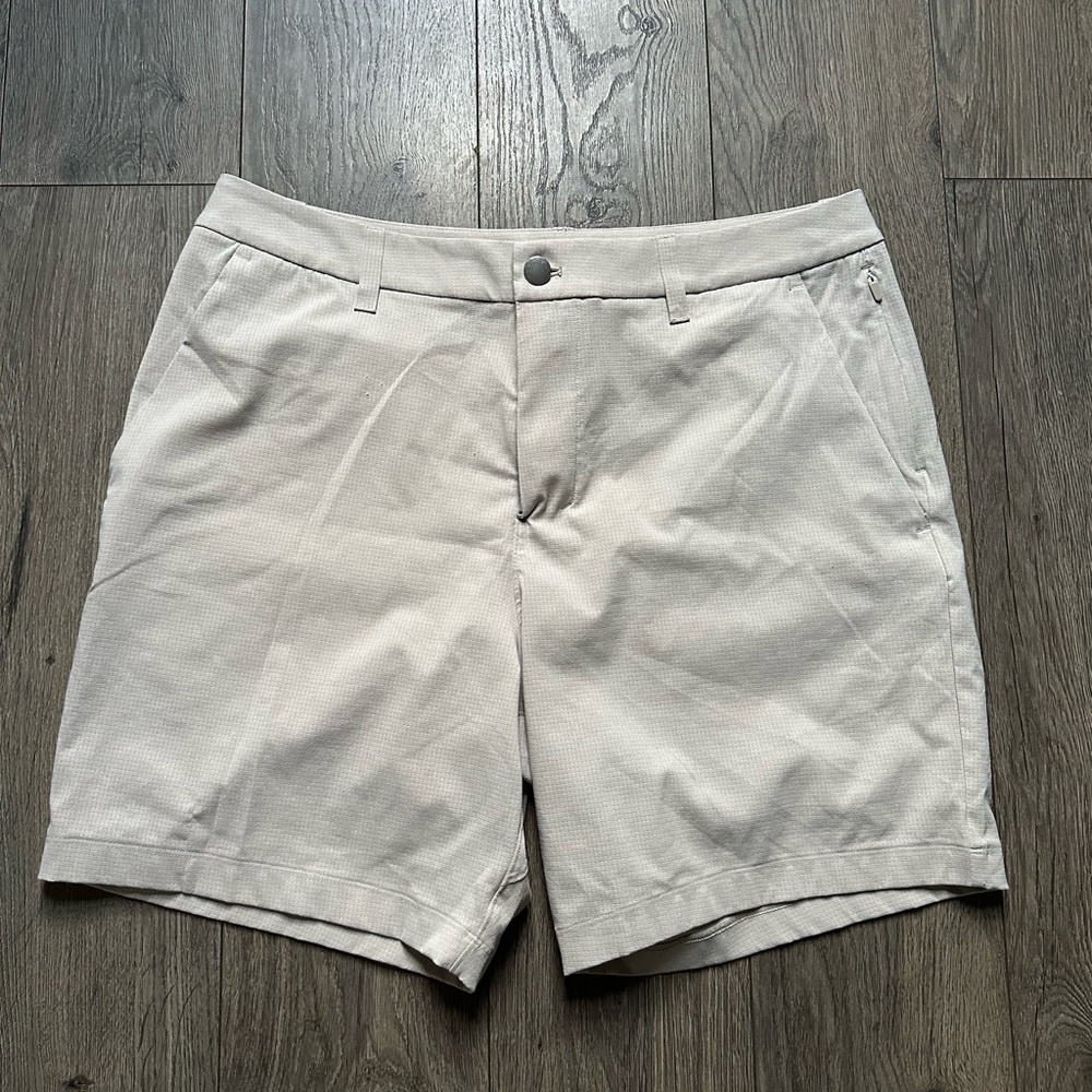 Lululemon commission shorts - Picture 5 of 7
